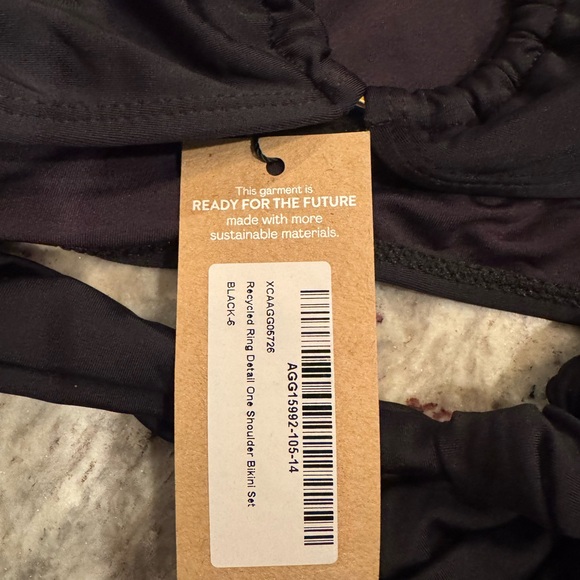 Nasty Gal Recycled Detail One Shoulder Bikini Set Size 2US - BNWT! - Picture 2 of 9